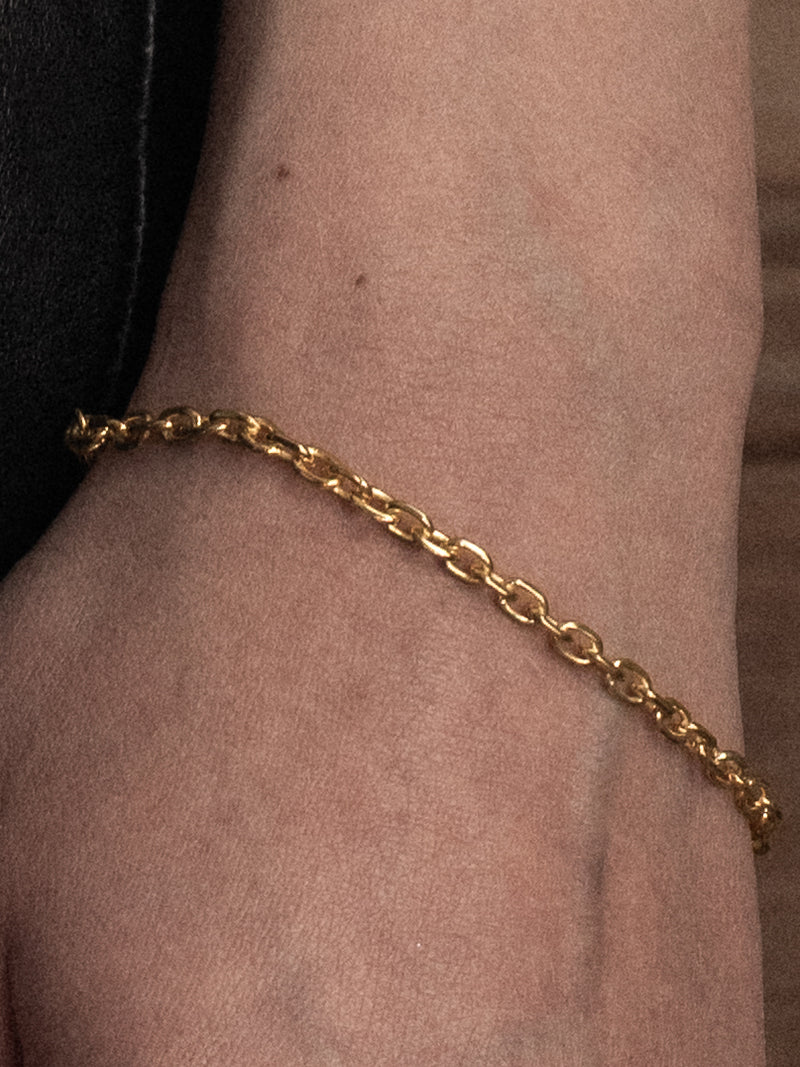 Chapel Chain Bracelet, Medium, 18K gold