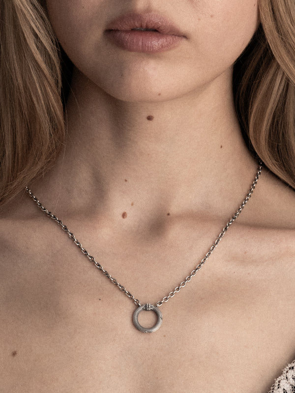 Corinthian Circle Necklace