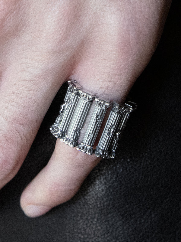 Colonnade Ring