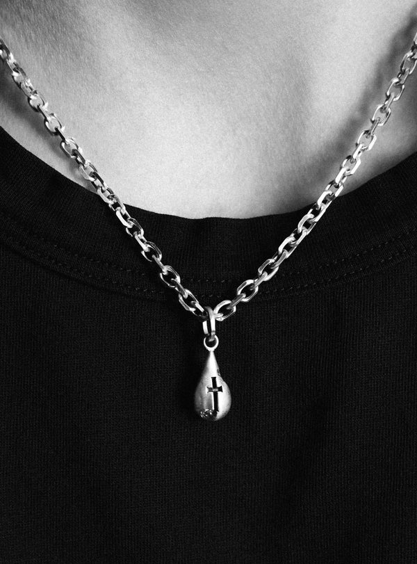 Solo Teardrop Pendant