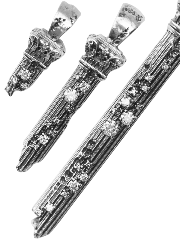 Solo Column Pendant, Natural Diamonds