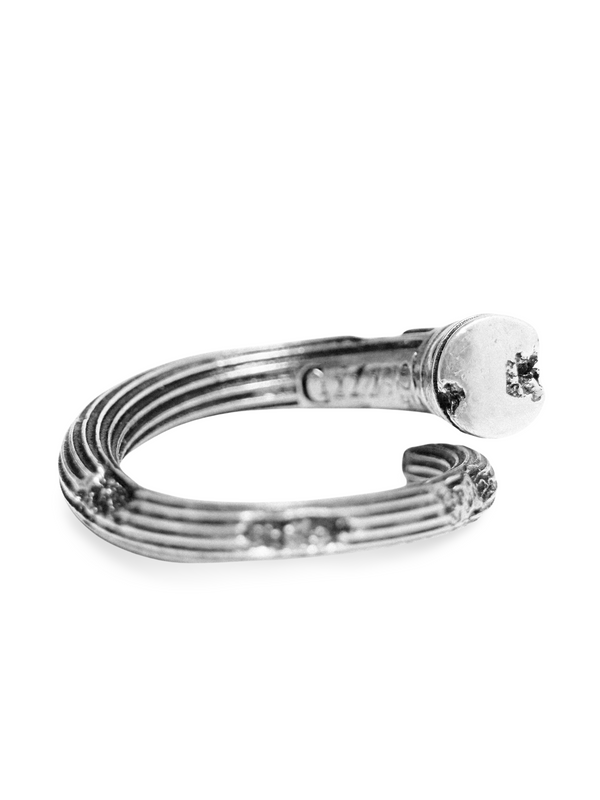 Column Nail Ring