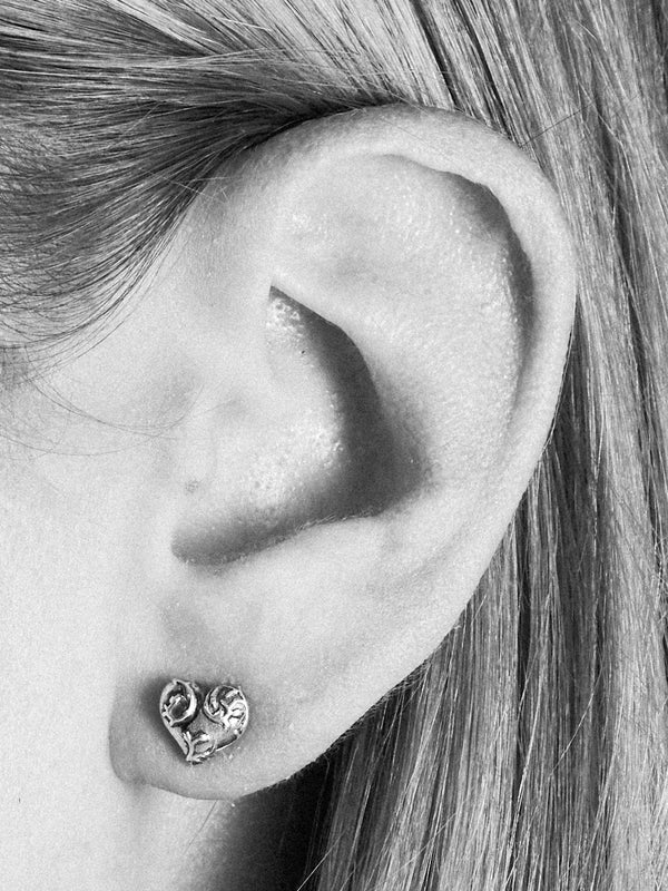 Sacre Coeur Stud Earring