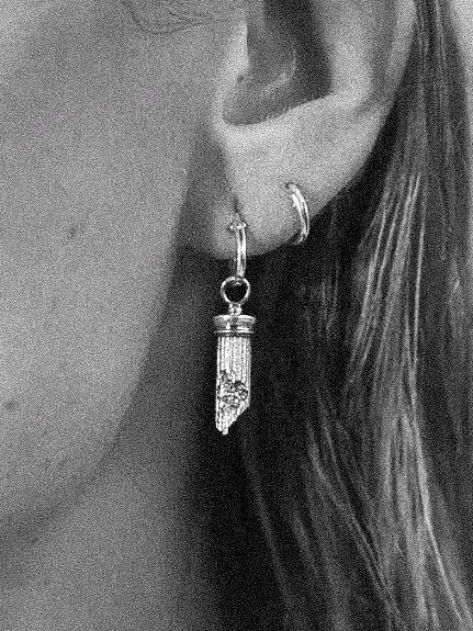 Solo Column Earring