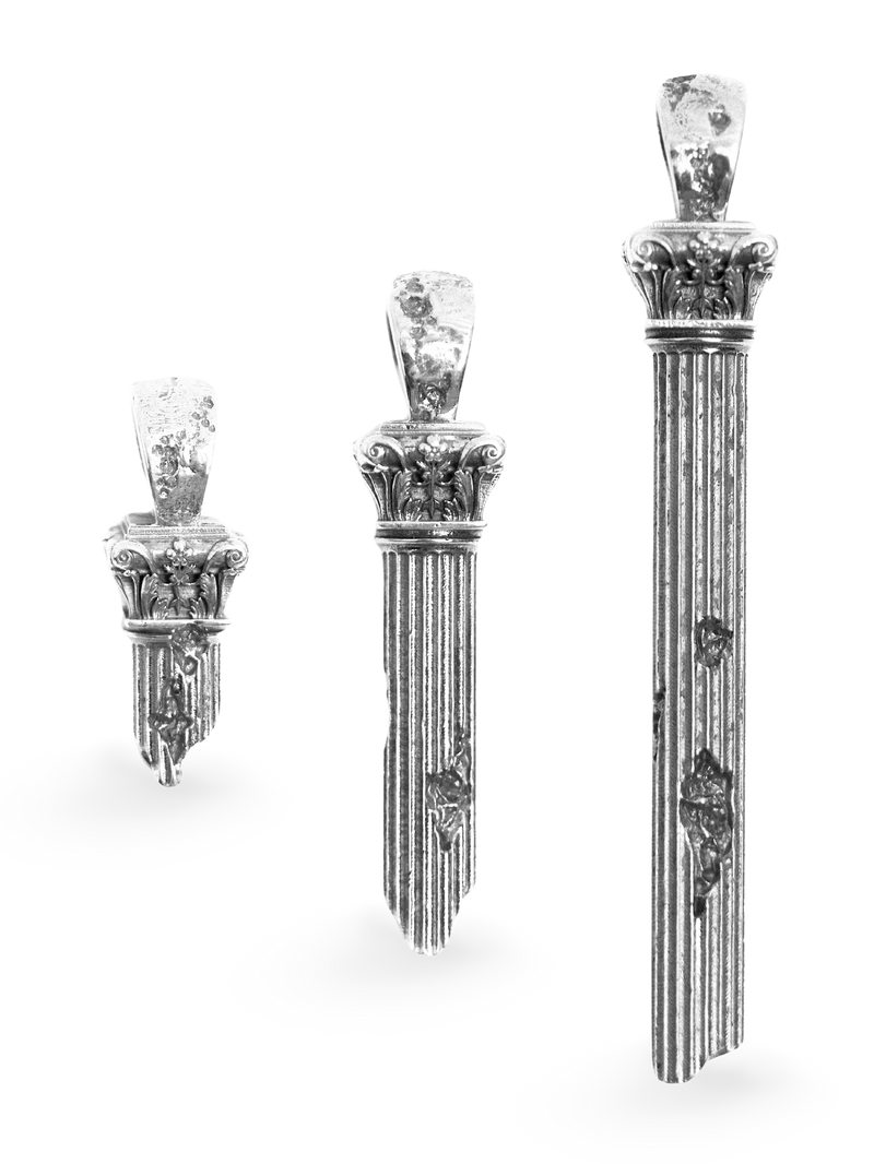 Solo Column Pendant